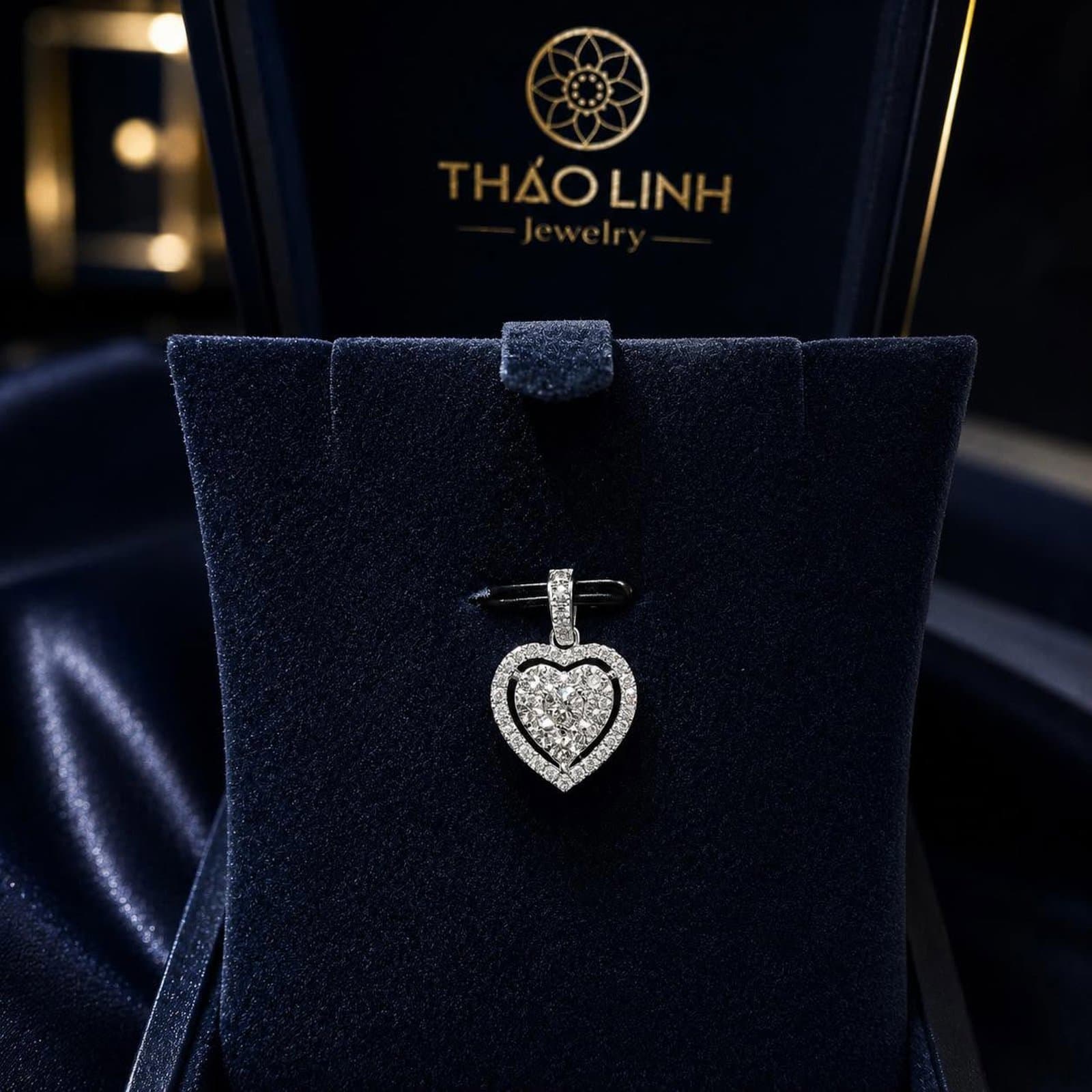 Mặt Dây Chuyền Trái Tim Kim Cương Nuôi Cấy Vàng Trắng 14K