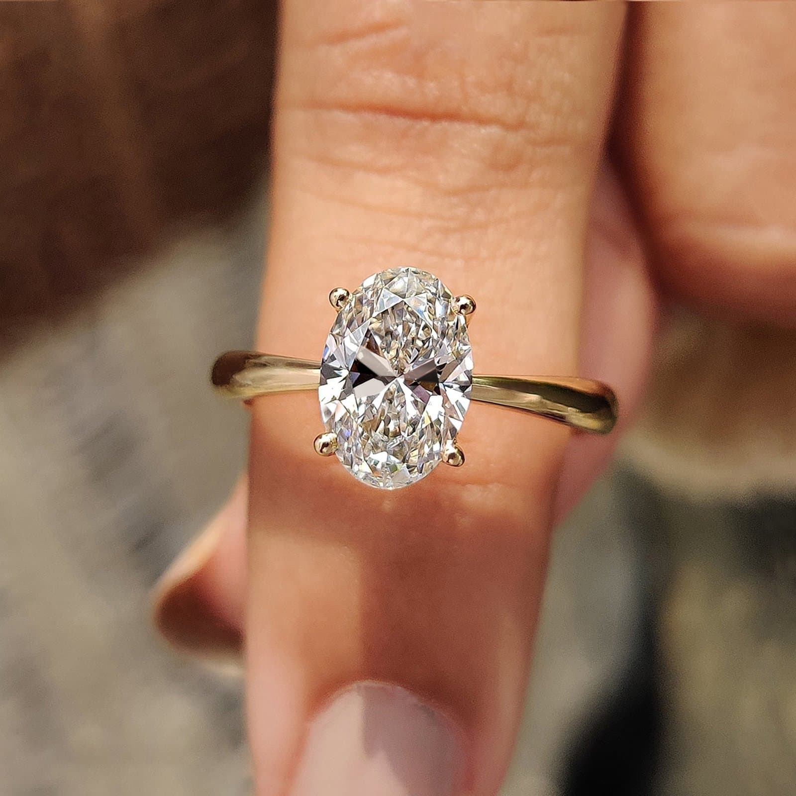 Nhẫn Cầu Hôn Solitaire Kim Cương Nuôi Cấy Oval 1.5 Carat - Vàng Vàng