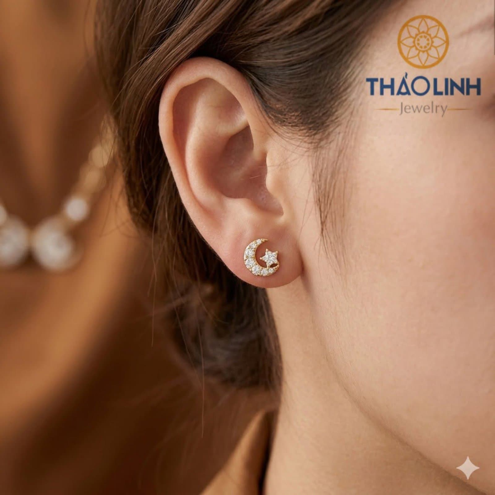 Bông Tai Nụ Trăng Sao Kim Cương Vàng Vàng