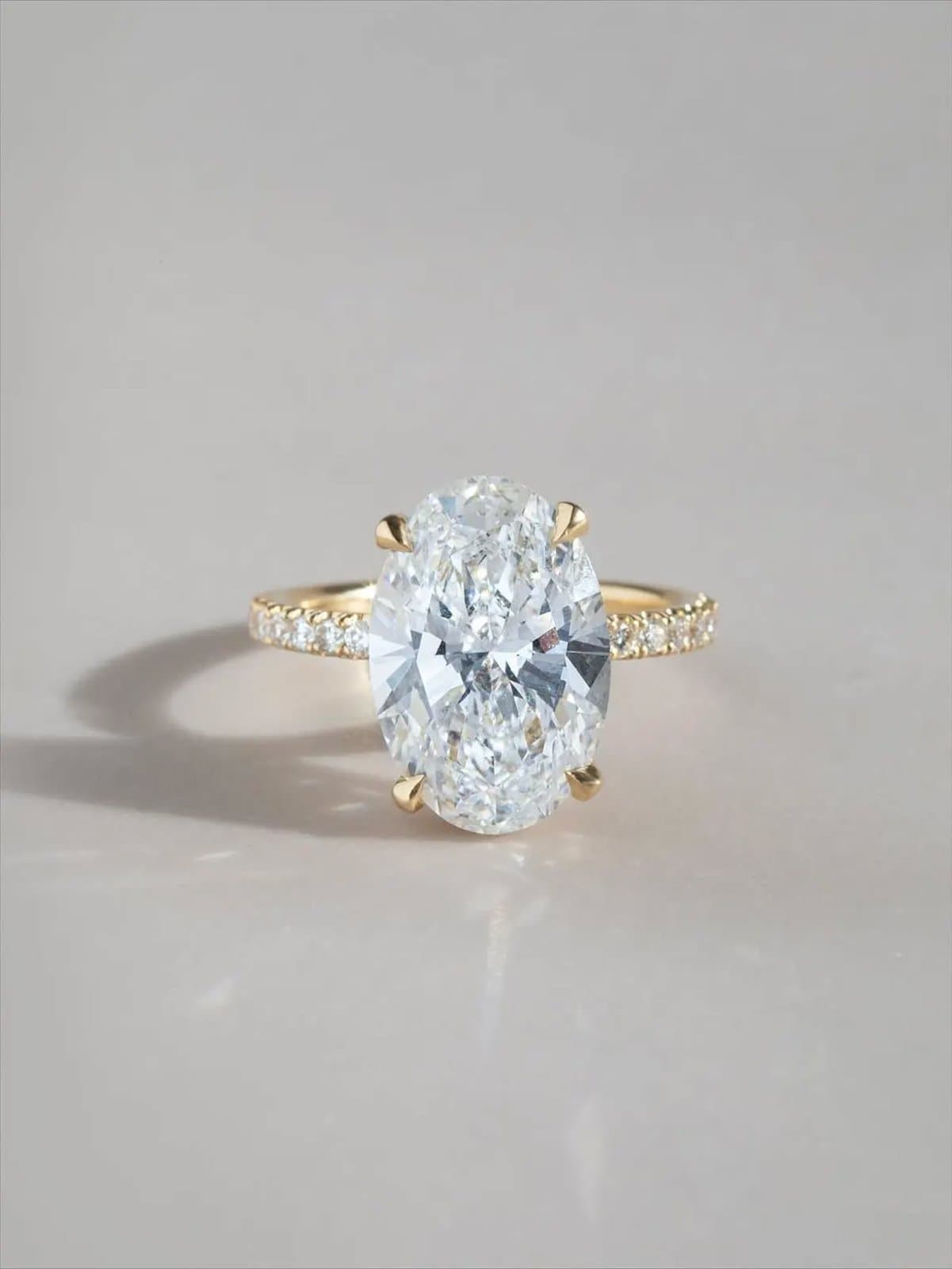 Nhẫn Nữ Hằng Nga - Kim cương nuôi cấy oval 6 carat vàng hồng 14K